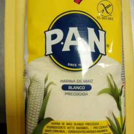 Pan White Mais/corn flour 1 KG